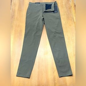 Lululemon commission Pant Slim NWT